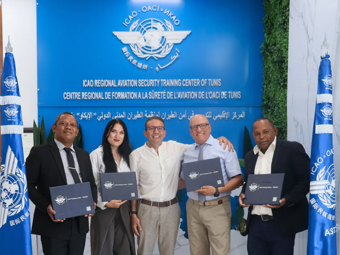 Instructeurs certifiés en sûreté de l’aviation civile à l’issue de leur formation de formateurs